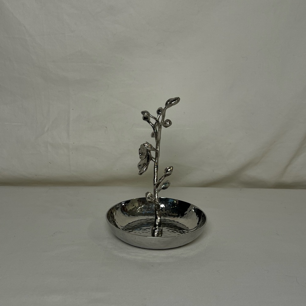 Michael Aram White Orchid Ring Catch - Picture 5 of 6
